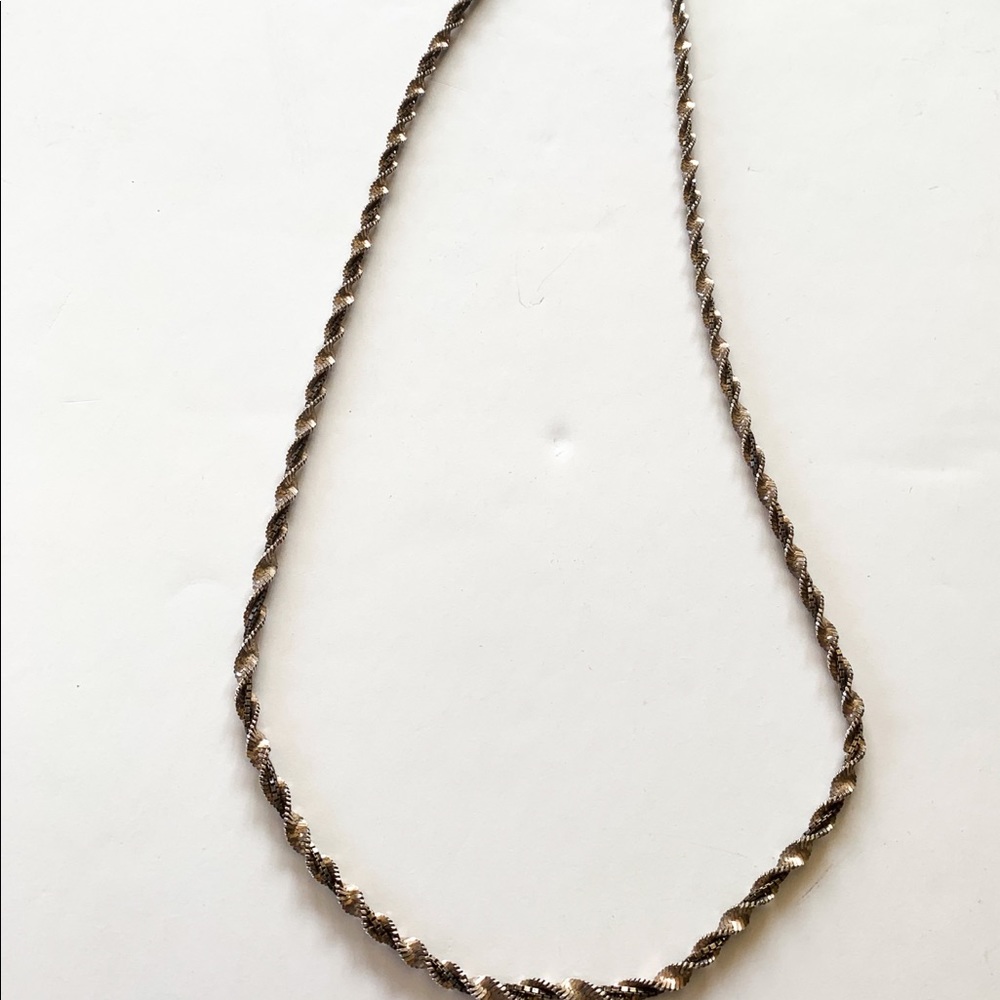 Silver rope Necklace.